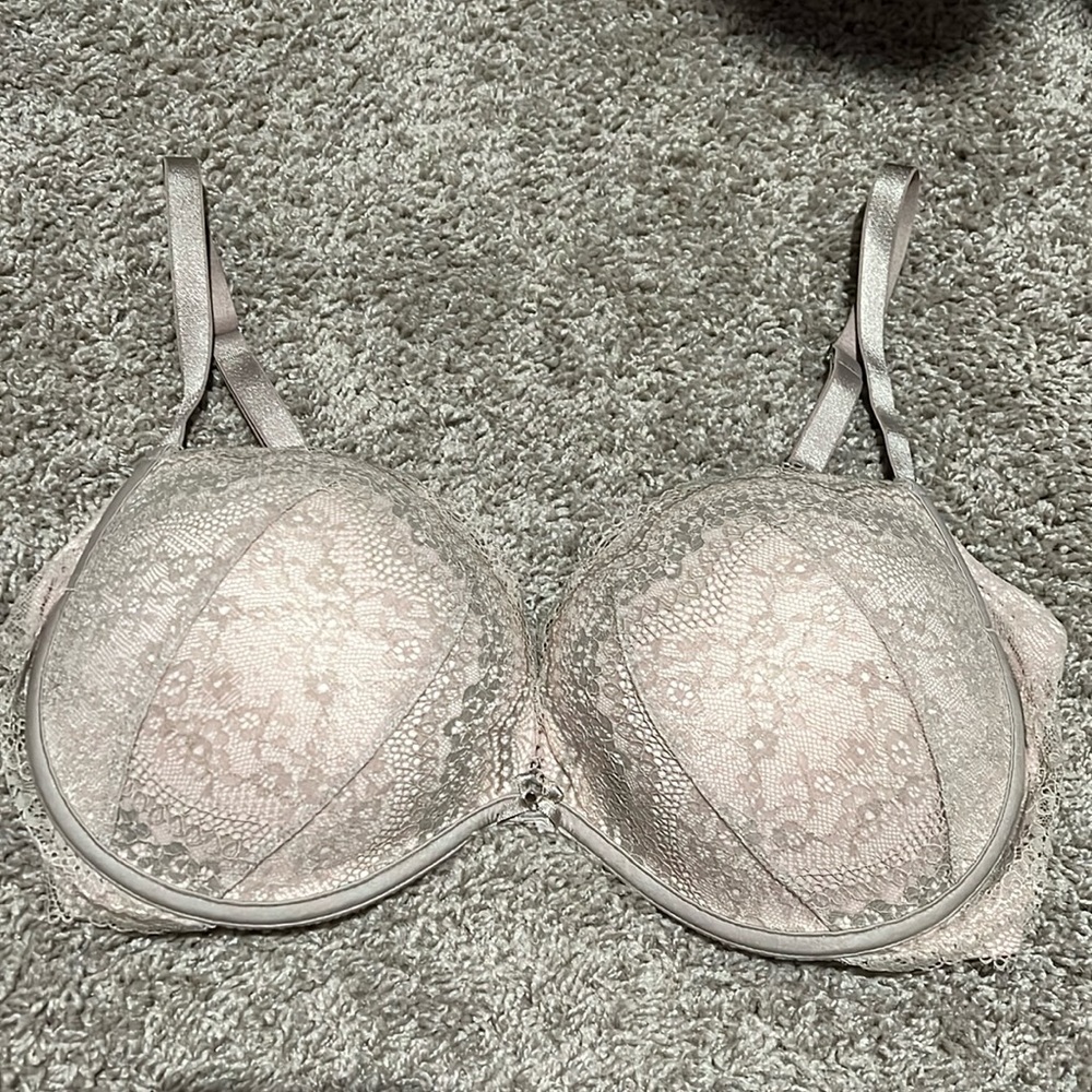 Victorias Secret Plunge Push up Bra